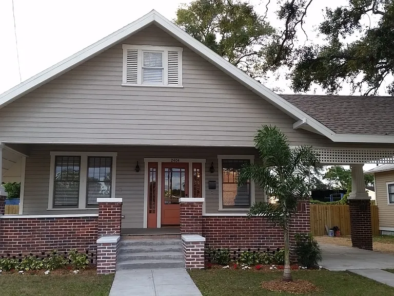 2404 N Morgan St — Photo 1