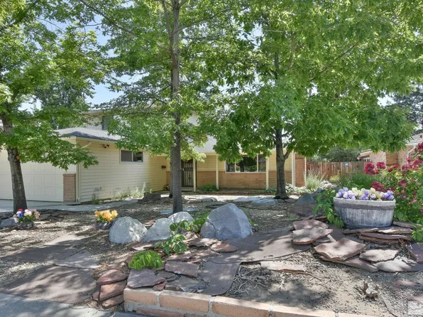 1622 Knoll Dr, Reno, NV 89509