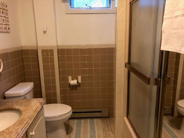 14 Orford St, Albany, NY 12205