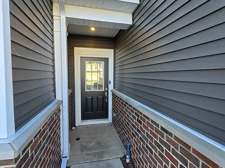 24354 W Alexis Ln #24354 — Photo 2