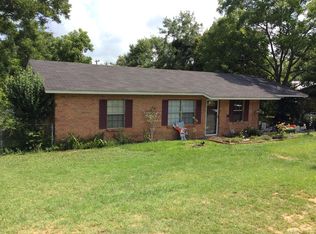 111 Hillcrest Dr, Opp, AL 36467