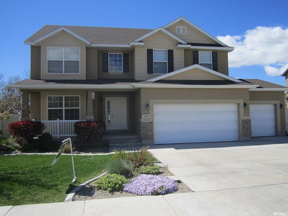 1st image of 1690 S Weeping Willow Way