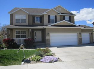1690 S Weeping Willow Way, Lehi, UT 84043