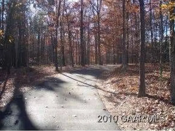 1489 Howardsville Tpke, Stuarts Draft, VA 24477