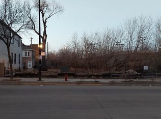 3902 W Armitage Ave, Chicago, IL 60647