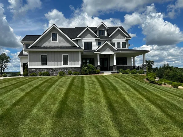 7616 Tumbledown Trl, Verona, WI 53593