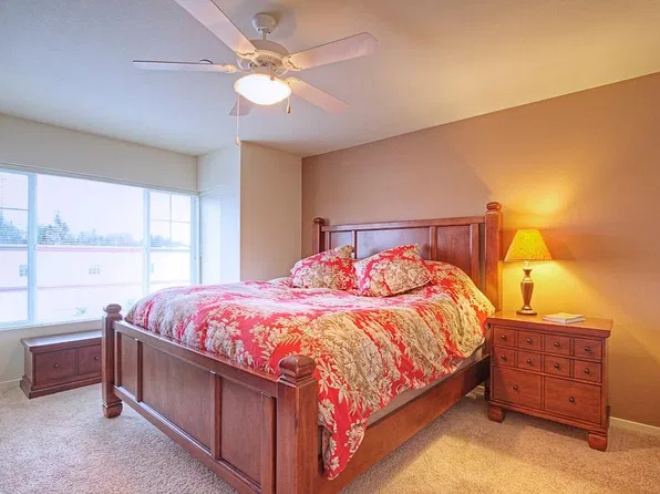 5247 Olympic Dr NW #5247I, Gig Harbor, WA 98335