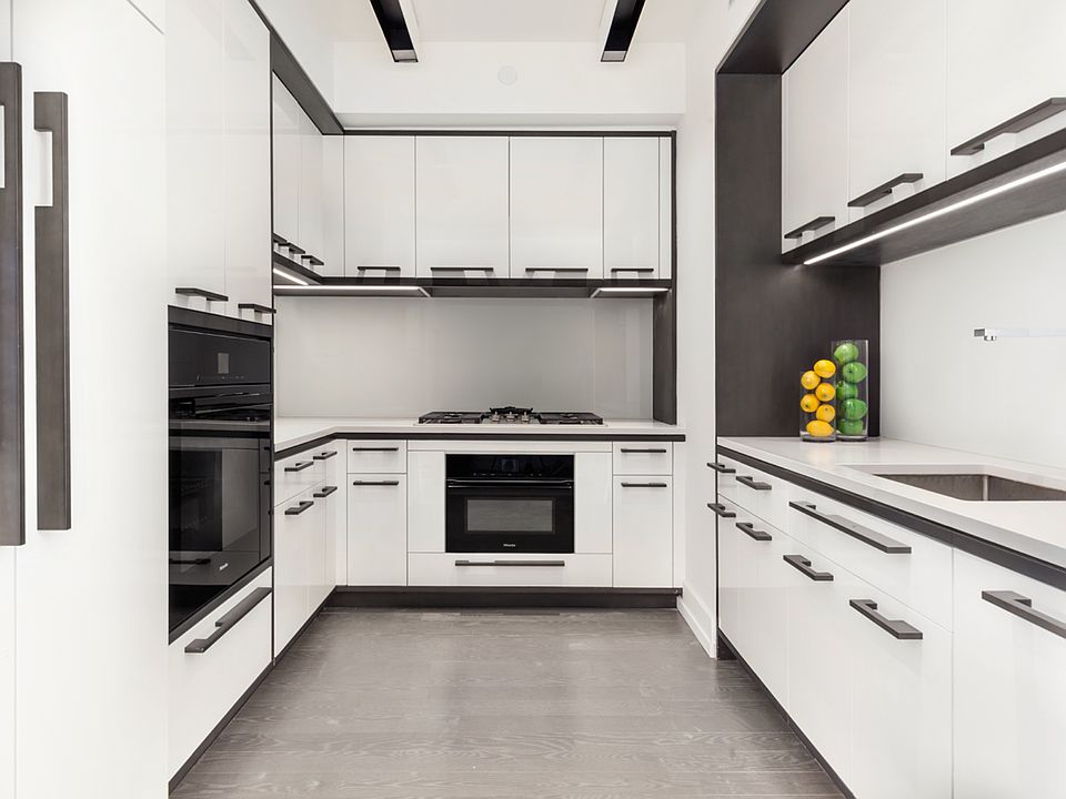 1st image of 70 Charlton St #4E