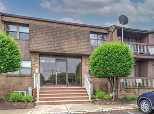 406 Sharon Ct, Woodbridge, NJ 07095