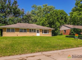 1533 Pipher Ln, Manhattan, KS 66502
