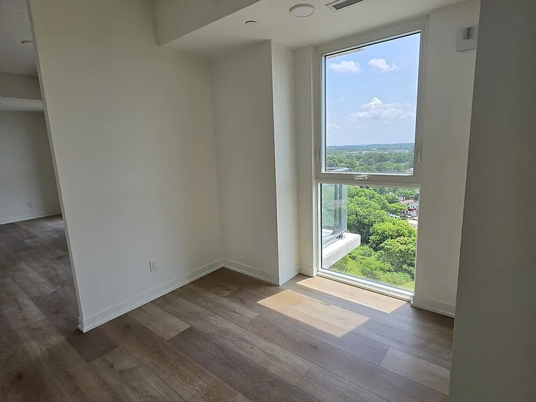 33 Erie Ave #1509 — Photo 8