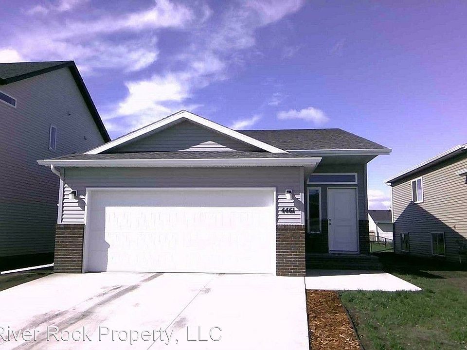 1st image of 4461 18th St S