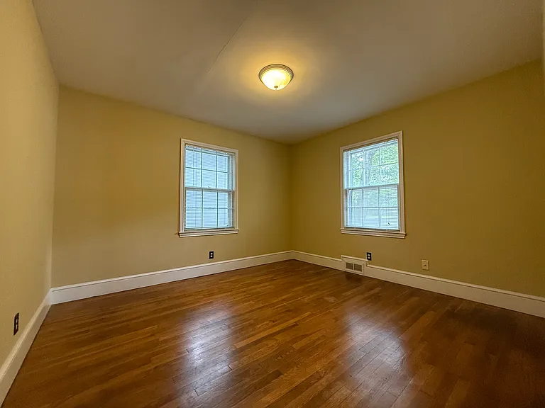 912 Madison Ave — Photo 20