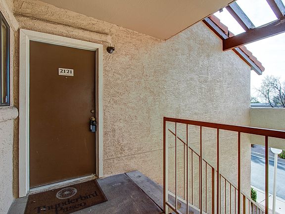 3rd image of 5757 W Eugie Ave Unit 2121