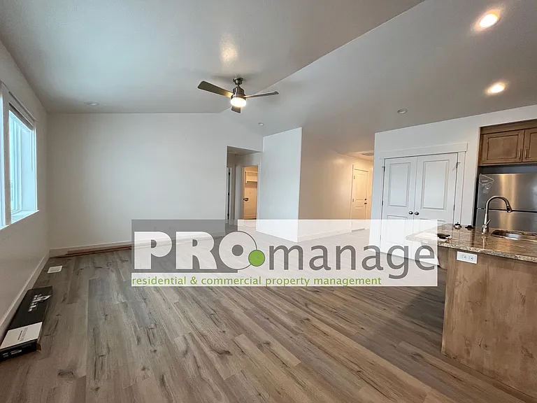 3700 E Cherry Ln — Photo 2