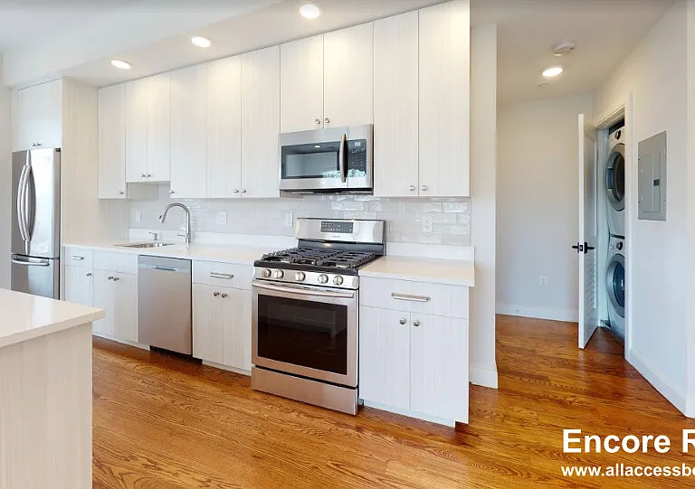 38 N Beacon St #3 — Photo 2