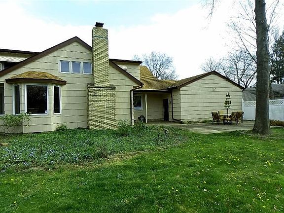 3rd image of 1926 Kimberly Dr