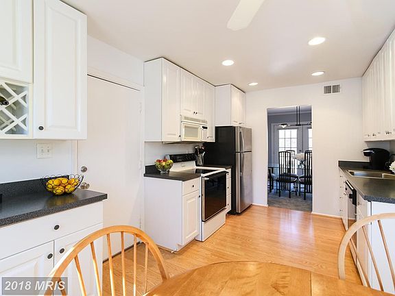 5th image of 2503 Lindley Ter