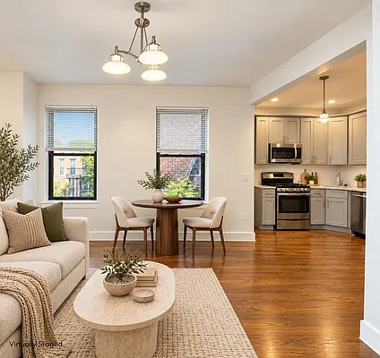 Living room, photo 1