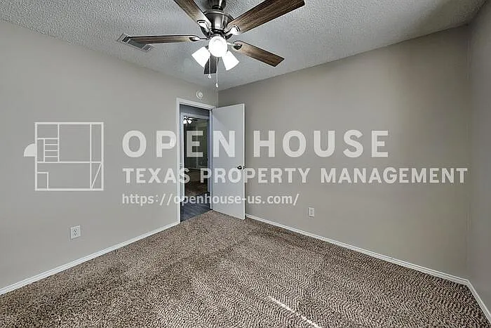 403 Walden Trl — Photo 15