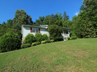 1113 Nathan Hunt Dr, High Point, NC 27260