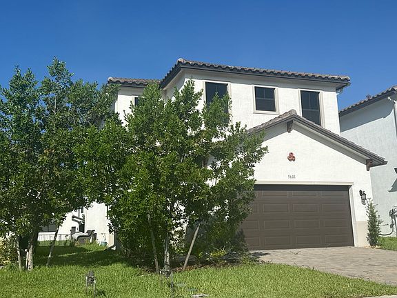 2nd image of 5601 Cobalto Way