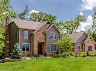 9876 Laurel Glen Dr, Loveland, OH 45140