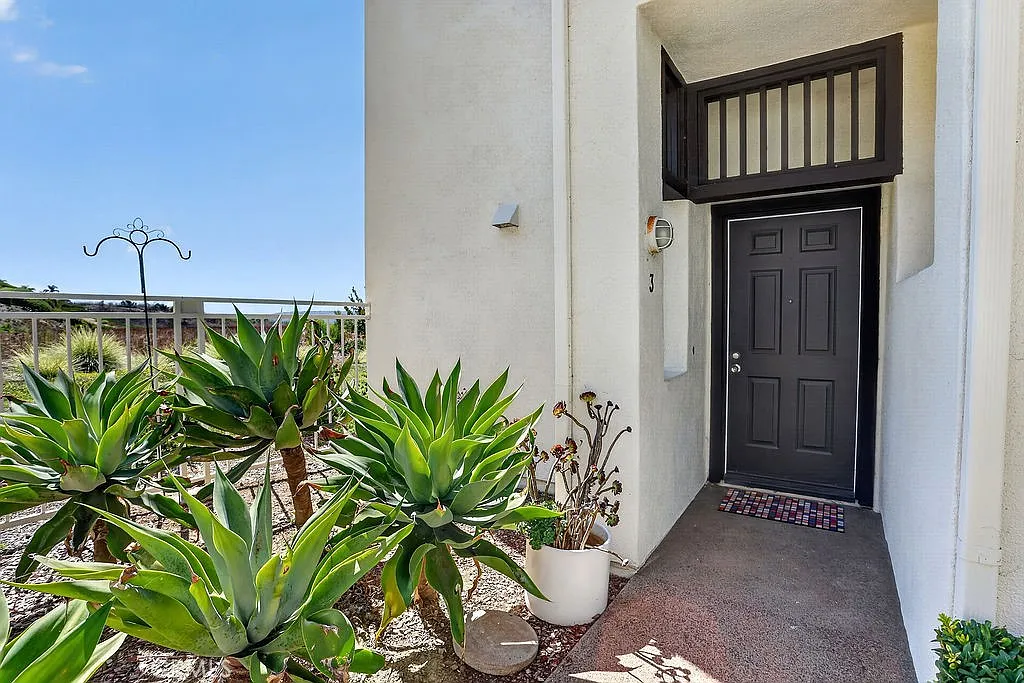 3 Caribbean Ct — Photo 3