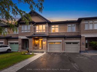 246 Cooks Mill Cres, Ottawa, ON K1V2N1