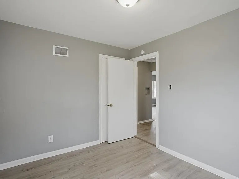 4502 Stivers St — Photo 13