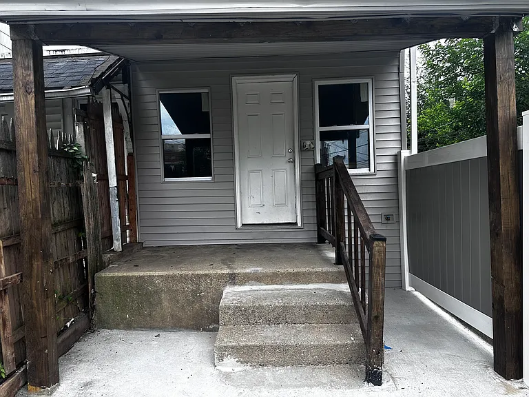 333 N Law St — Photo 2