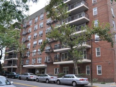 61-88 Dry Harbor Road #5E, Queens, NY, 11379