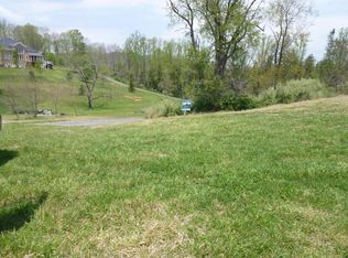 Davis Stuart Rd, Lewisburg, WV 24901