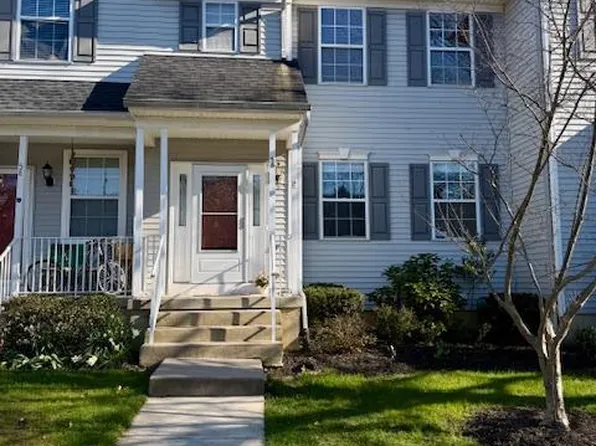 56 Hadley Dr, Robbinsville, NJ 08691