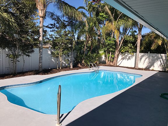2nd image of 5713 Eagle Dr