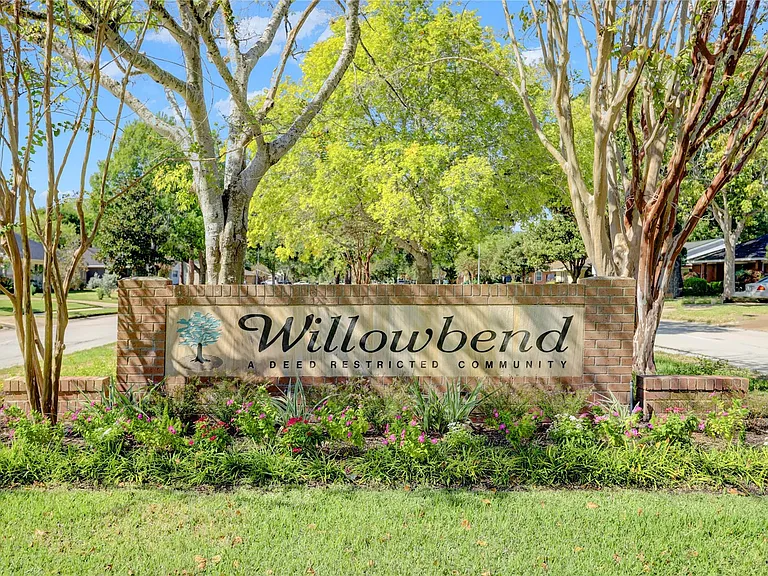 4309 Stillbrooke Dr — Photo 46