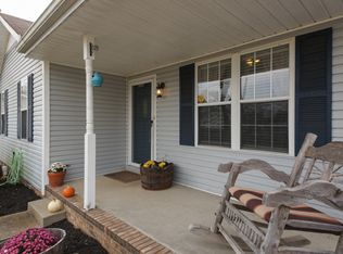 435 Woodale Dr, Clarksville, TN 37042