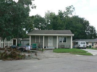 9038 Rensu Dr, River Ridge, LA 70123