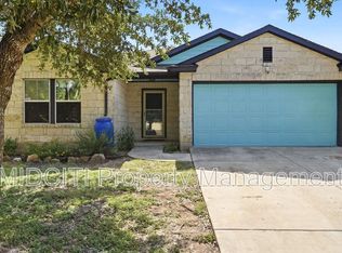 3414 Zachary St, Seguin, TX 78155
