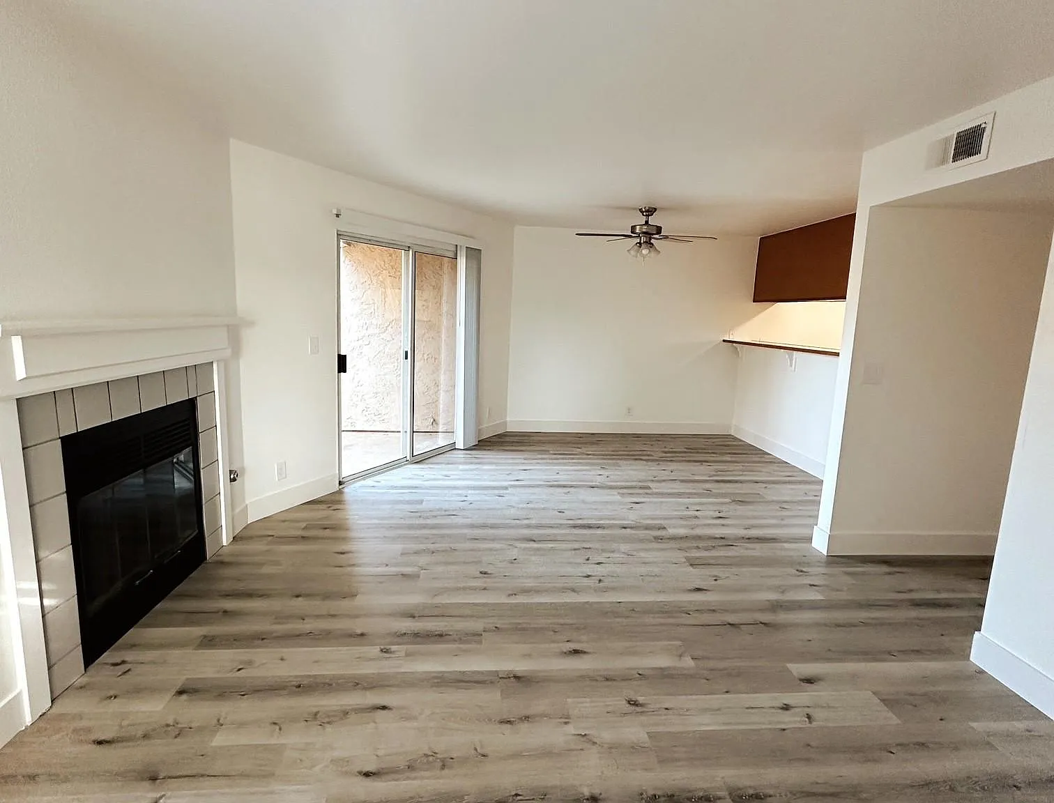 Parkview Apartments — Photo 1