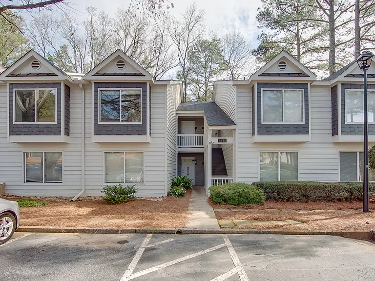 46 Little Silver Ct SE #46 — Photo 1