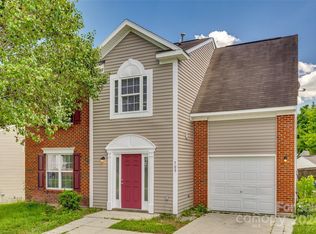 709 Aberdeen Glen Pl, Charlotte, NC 28214
