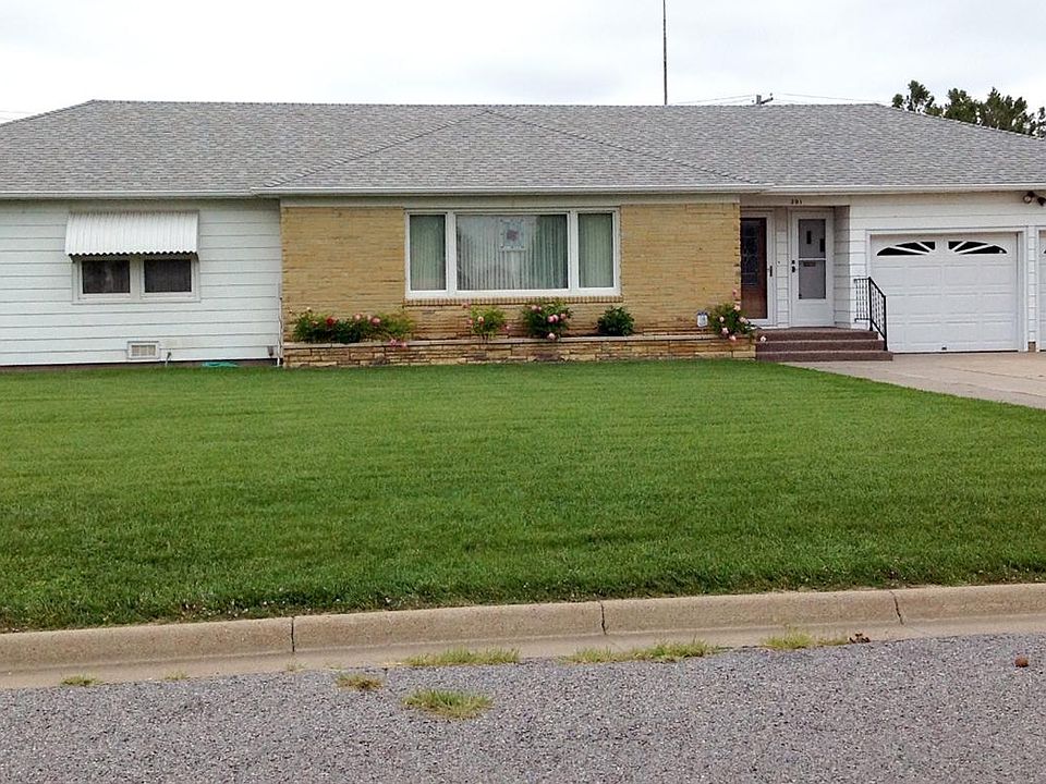 1st image of 301 N 6th St