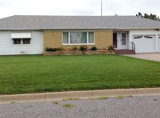 301 N 6th St, Ness City, KS 67560