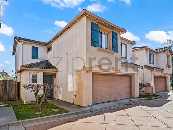 2nd image of 3142 Boulders Ct