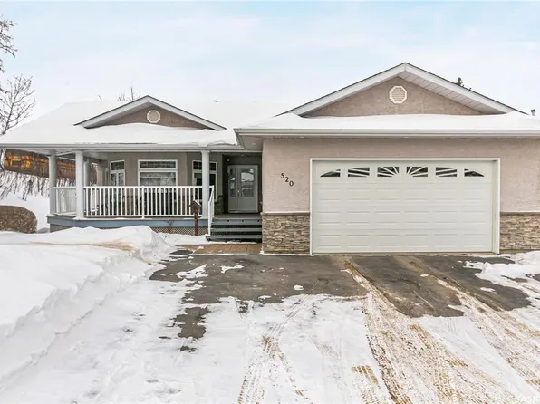 520 9th STREET E, Regina Beach, SK S0G 4C0