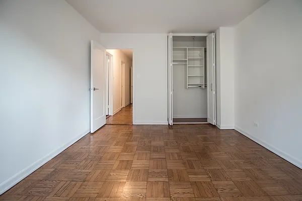 Rented by Halstead Real Estate | media 18