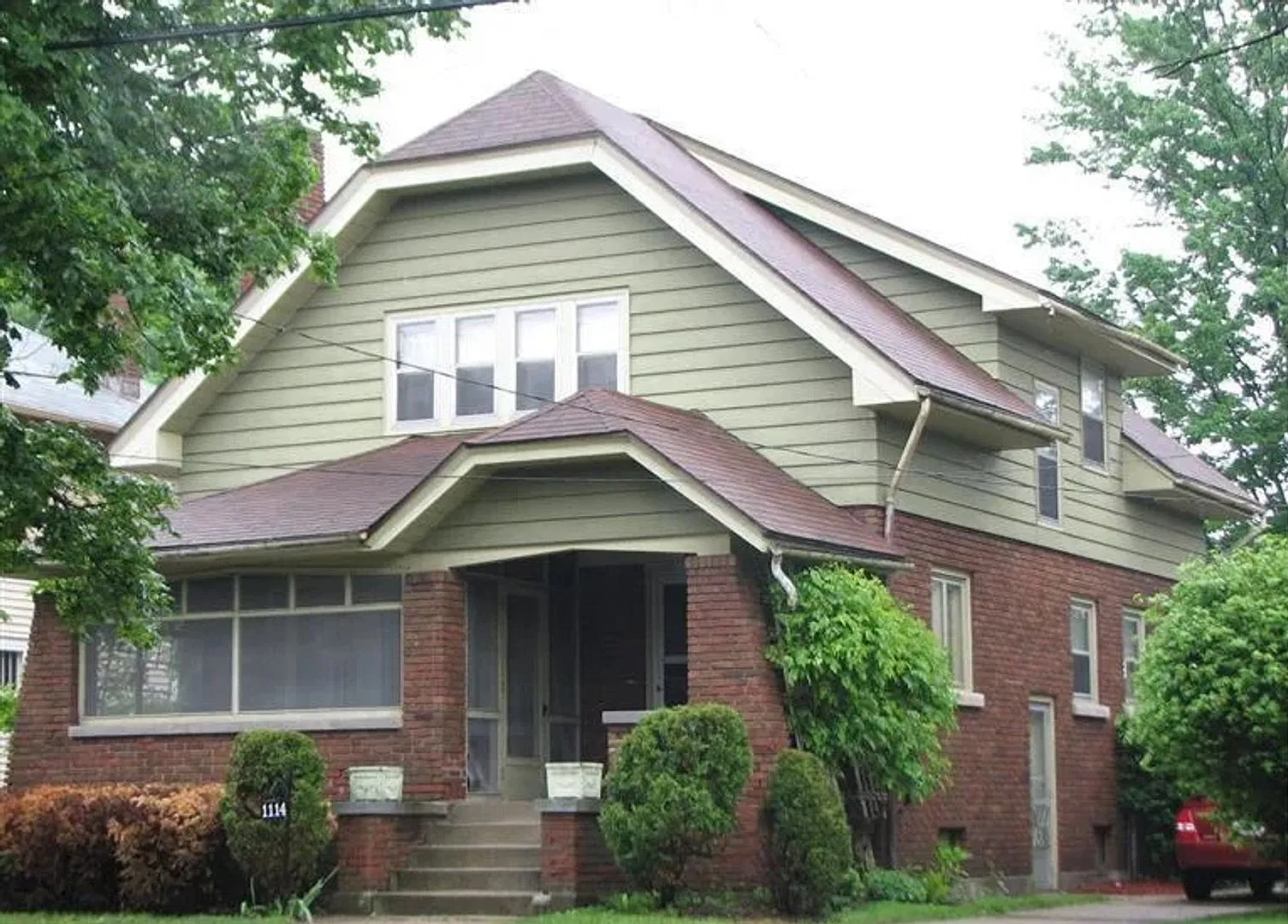 Spacious 4 bedroom home! — Photo 1