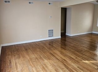 9053 S Laflin St APT 2W, Chicago, IL 60620