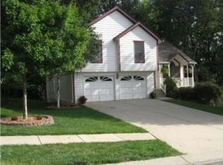 1324 NE Swan Rd, Lees Summit, MO 64086